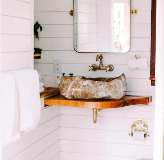 Fairview Apartamento | The Forest Bathhouse - Sauna, Soak, & Luxury