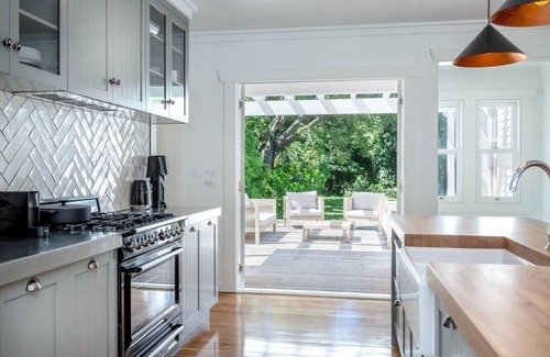 Pirinoa Casa | The Forest House, Martinborough