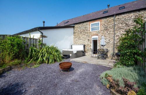Bryngwran Casa | The Forge