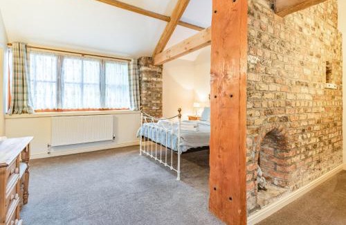 Arnold Casa | The Forge - Uk37519
