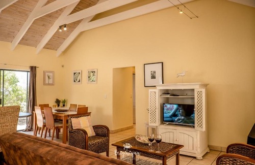 Shelley Point Casa | The Fountains 15