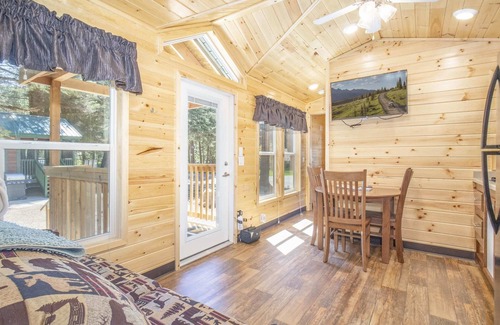 Bayfield Cabina | The Fox Den Cabin #14