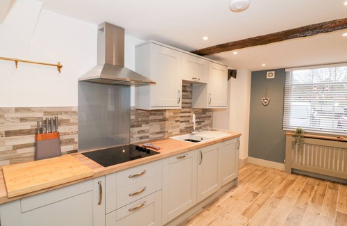 Bridgnorth Cabaña | THE FOX, family friendly in Bridgnorth
