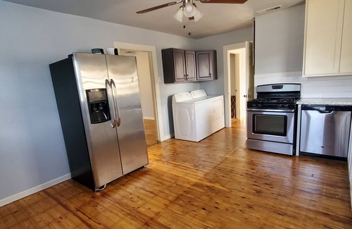 Heart of Lubbock Casa | The Fox is a cheerful home near Texas Tech University and Downtown