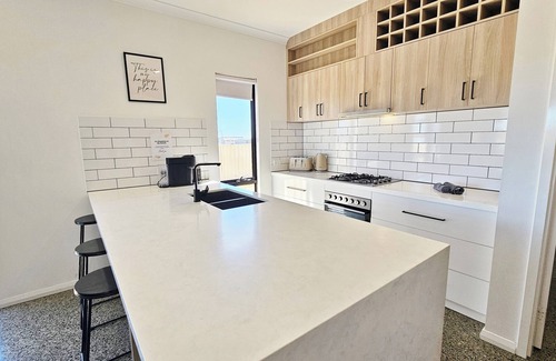 Kalbarri Casa | The Foxes Escape – Full House | Kalbarri | Sleeps 8 | Views & Wildlife