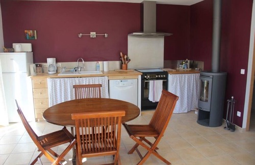 Roche-Saint-Secret Apartamento | El albaricoque casa, planta baja, tranquilo, por naturaleza, cerca de Nyons