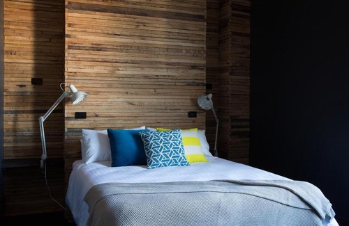 Adelaide Central Business District Hotel | The Franklin Boutique Hotel