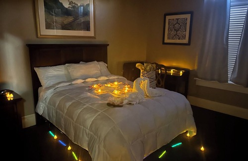 Strawberry Point Hotel | The Franklin hotel and restaurant