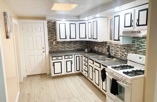 New Bedford Casa | The FREEDOM HOME FROM HOME