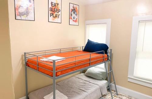 New Bedford Apartamento | The Freedom HOME from HOME
