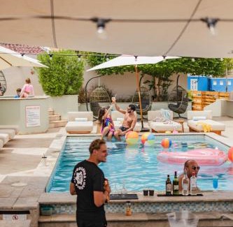 Koralengebied Hotel | The Freedom Hotel