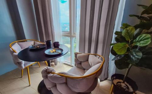 Ugong Apartamento | The French Apartment Pasig - Fast Wi-Fi and pool