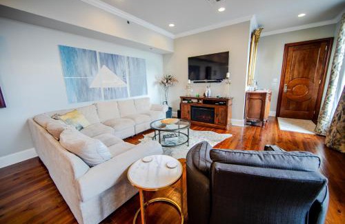 Faubourg Marigny Casa | The Frenchman 2bed - 2 bath