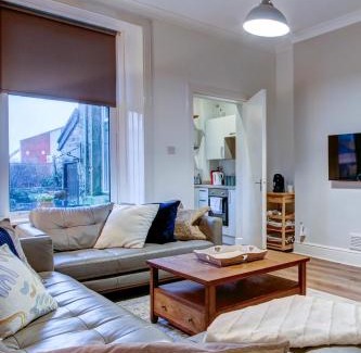 Troon Apartamento | The Fullarton - Coorie Doon Stays