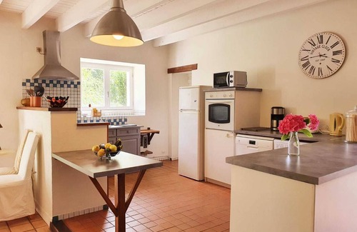 La Celle-Saint-Avant Casa | La casa de Longeville