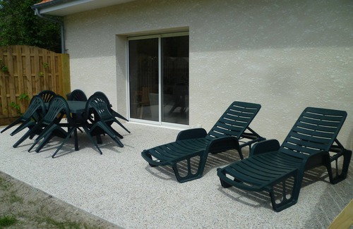 Saint-Quentin-en-Tourmont Cabaña | Los Gîtes du Marquenterre (casa roja)