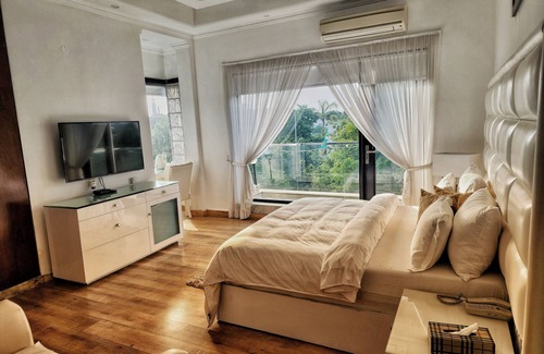 Noida Hotel | The G8 Noida