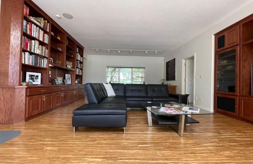 Carlton Casa | The Gaard House