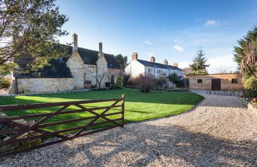 Cow Honeybourne Casa | The Gables
