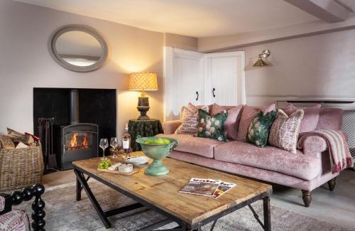 Cow Honeybourne Casa | The Gables