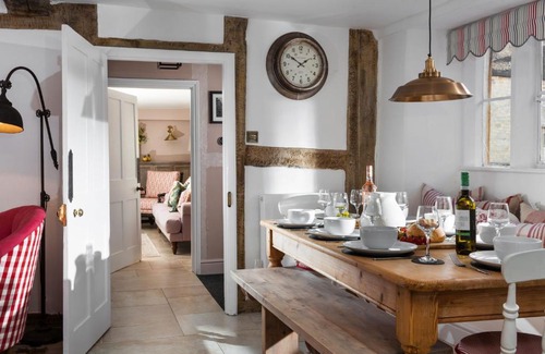 Cow Honeybourne Casa | The Gables
