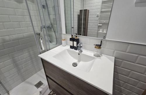 Cuatro Caminos Apartamento | The Gabriels con terraza