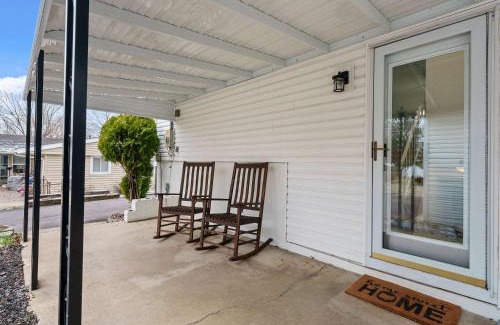 Royal Manor Casa | The Gahanna Getaway