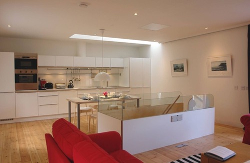 Kingsbridge Cabaña | La Galería, AVETON GIFFORD