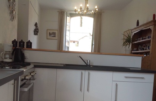 Puy-l'Eveque Apartamento | The Gallery in heart of the Medieval Village.