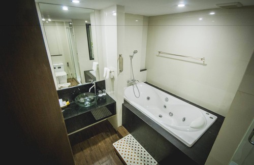 Ko Chang Hotel | The Gallery @ Koh Chang