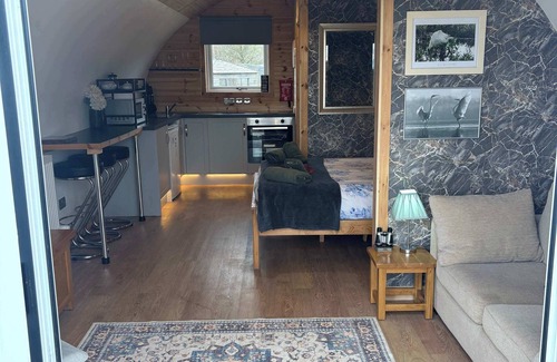 Newton Stewart Cabina | The Galloway Steading-The Herons Nest cabin with Hot Tub couples/families