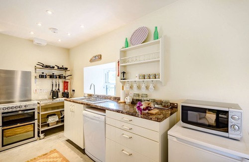 Dunblane Cabaña | The Garden Cottage