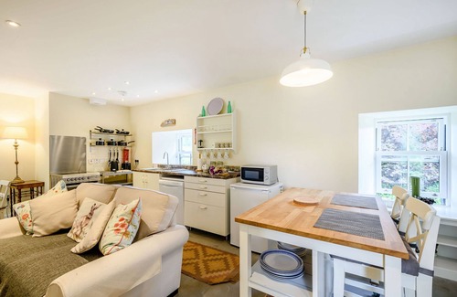 Dunblane Cabaña | The Garden Cottage