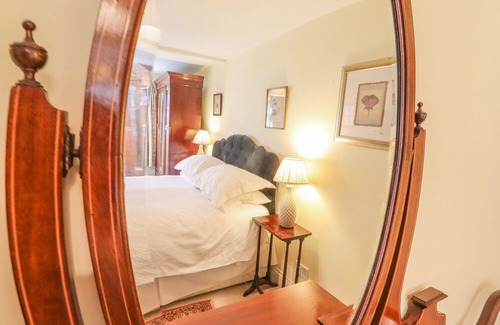 Hadleigh Apartamento | The Garden Flat at Holbecks House, HADLEIGH