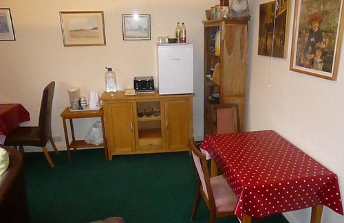 Knighton Cama Y Desayuno | The Garden House B&B