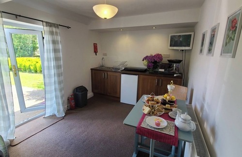 Cannock Apartamento | The Garden Room on the edge of Cannock Chase