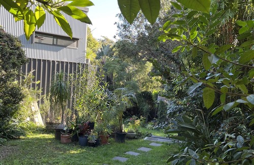 Maianbar Apartamento | The Garden Studio is a nature lovers retreat