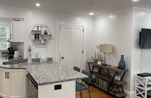 Northside District Condominio | The Garden Suite at Hampton Court