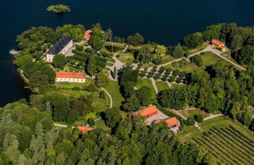 Enkoping Municipality Casa | The Gardener House - Grönsöö Palace Garden