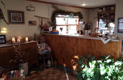 Thayerville Hotel | The Garrett Inn