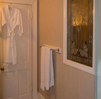 Historic Downtown Savannah Cama Y Desayuno | The Gastonian, Historic Inns of Savannah Collection