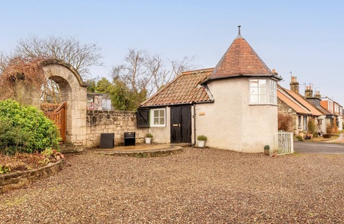 Strathkinness Casa | The Gate House | Strathkinness