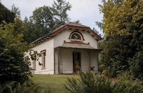 Scotshouse Casa | The Gatelodge, Hilton Park