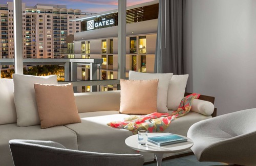 South Beach Hotel | The Gates Hotel South Beach