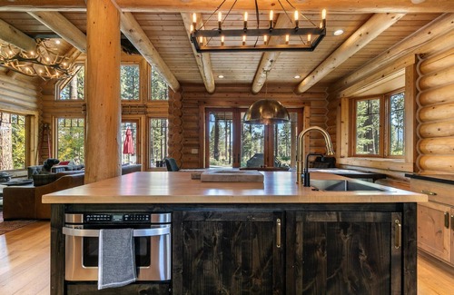 Ponderosa Palisades Casa | The GatherHouse at Schaffer's Mill, Golf and Club Amenities + Hot Tub!