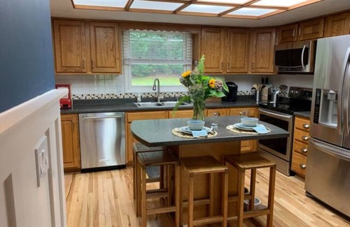 Hendersonville Casa | The Gathering Place 25 Minutes to Asheville