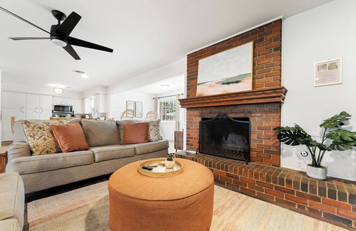 Lubbock Casa | The Gathering Place - Boho Getaway Perfect For Family Stays!