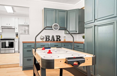 East Pensacola Heights Casa | The Gatsby. An Art Deco Retreat