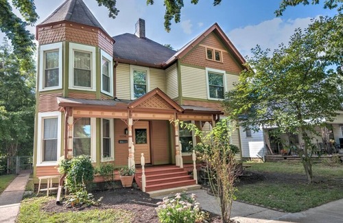 Terre Haute Casa | The Gatsby House : Themed Home!