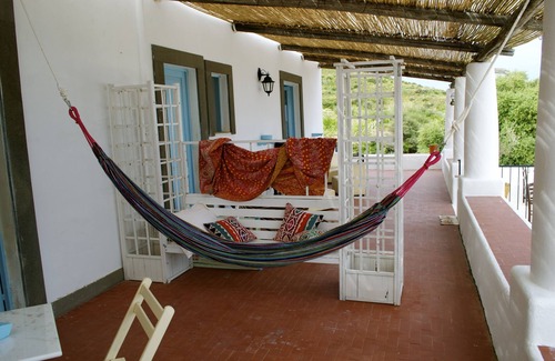 Pianoconte Apartamento | La casa panorámica Gelso en Villa Paradiso. Lipari